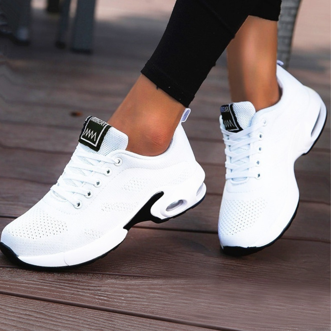 Sneakers bianche da donna 2023